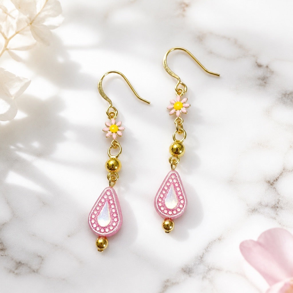 Pink Daisy Earrings
